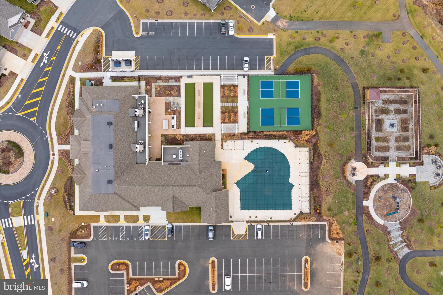 21630 HAWKSBILL HIGH CIR #204, STERLING, Virginia 20164, 2 Bedrooms Bedrooms, ,2 BathroomsBathrooms,Residential,For sale,21630 HAWKSBILL HIGH CIR #204,VALO2101016 MLS # VALO2101016