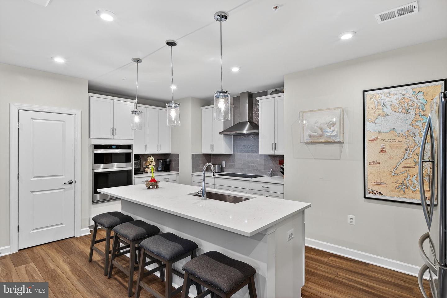 21630 HAWKSBILL HIGH CIR #204, STERLING, Virginia 20164, 2 Bedrooms Bedrooms, ,2 BathroomsBathrooms,Residential,For sale,21630 HAWKSBILL HIGH CIR #204,VALO2101016 MLS # VALO2101016