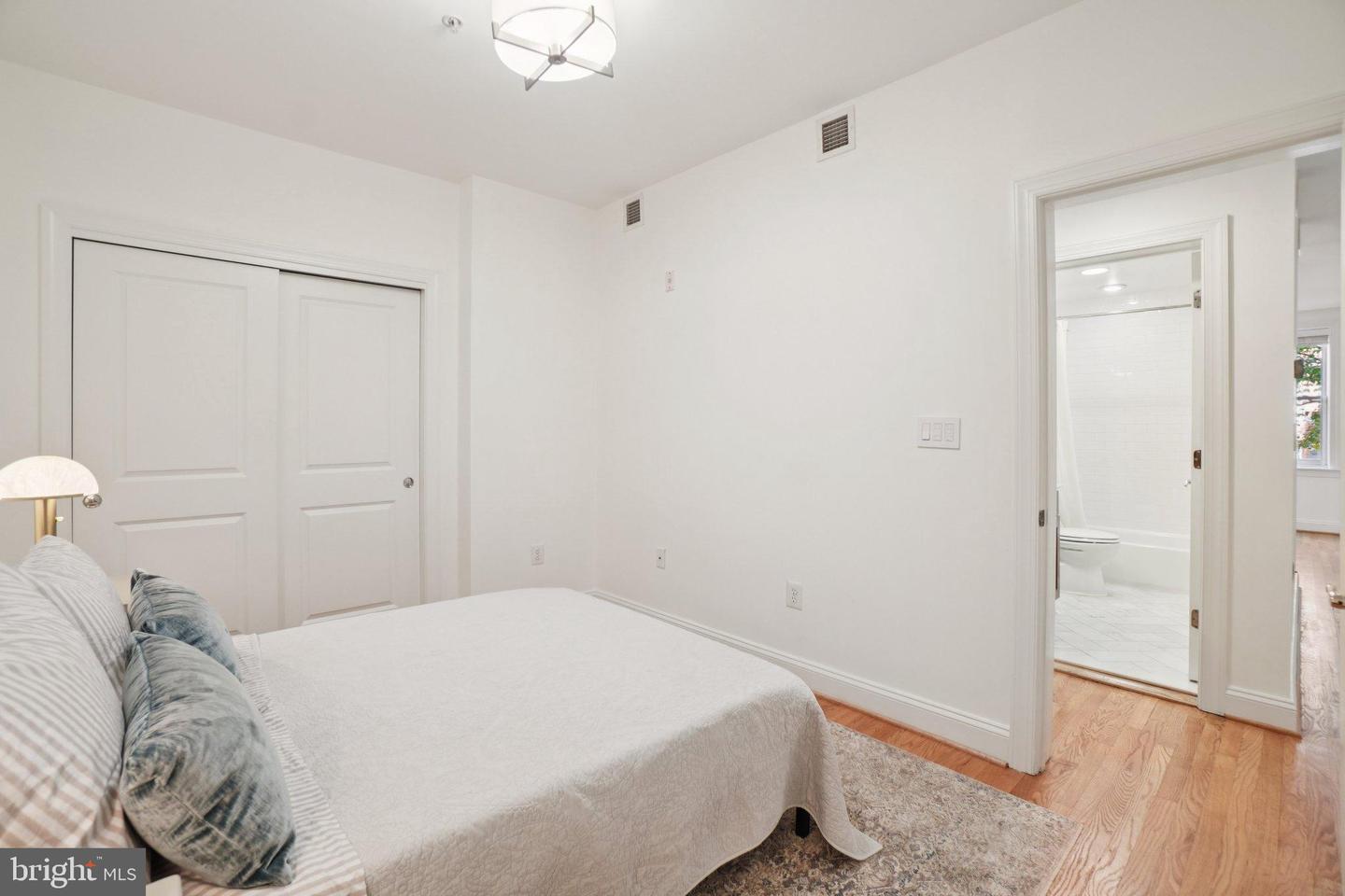 1840 VERNON ST NW #208, WASHINGTON, District Of Columbia 20009, 1 Bedroom Bedrooms, 4 Rooms Rooms,1 BathroomBathrooms,Residential,For sale,1840 VERNON ST NW #208,DCDC2222980 MLS # DCDC2222980 1840 VERNON ST NW #208, WASHINGTON, District Of Columbia 20009, 1 Bedroom Bedrooms, 4 Rooms Rooms,1 BathroomBathrooms,Residential,For sale,1840 VERNON ST NW #208,DCDC2222980 MLS # DCDC2222980