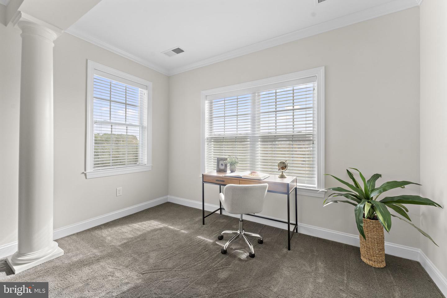 15201 ROYAL CREST DR #407, HAYMARKET, Virginia 20169, 2 Bedrooms Bedrooms, ,2 BathroomsBathrooms,Residential,For sale,15201 ROYAL CREST DR #407,VAPW2106110 MLS # VAPW2106110