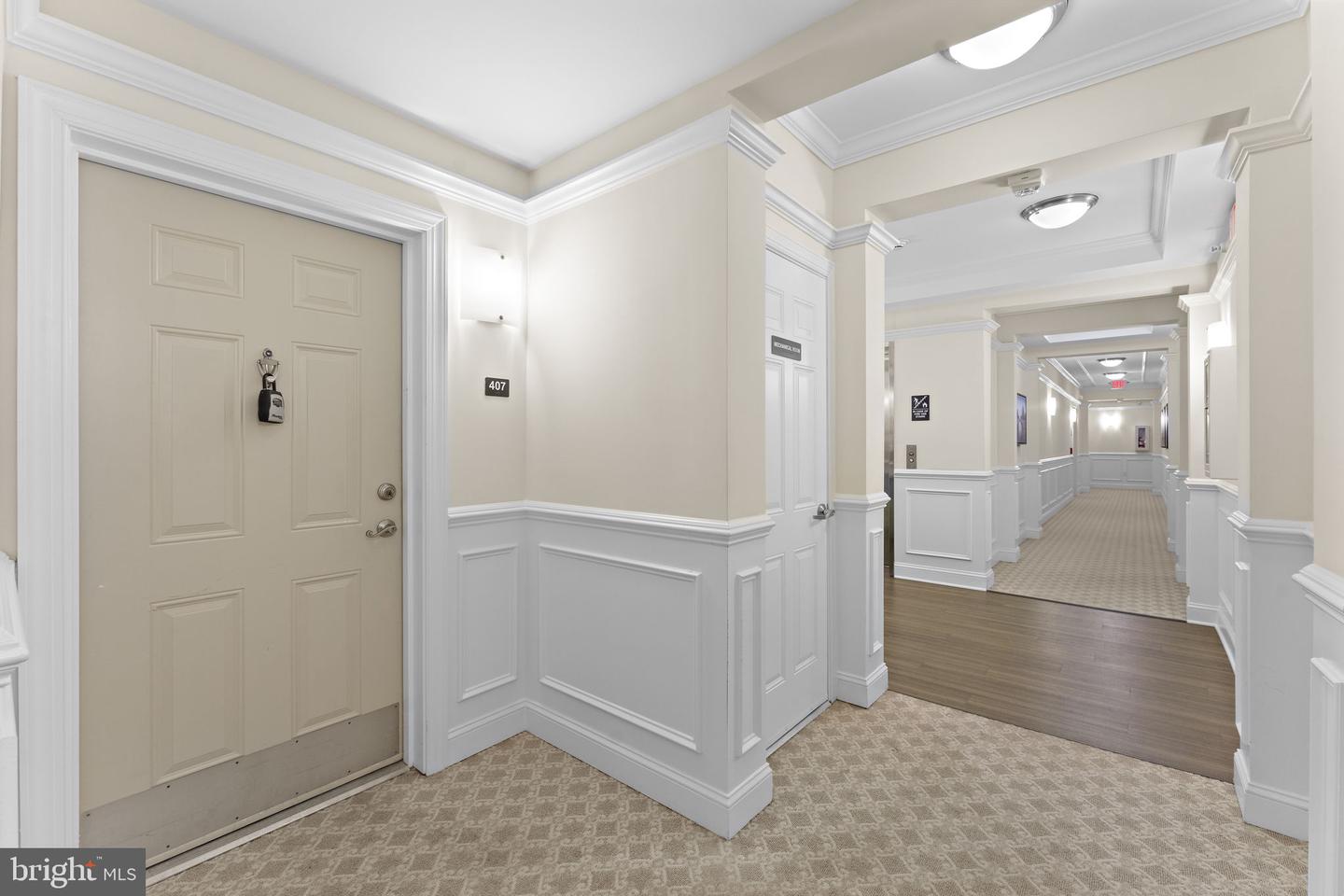 15201 ROYAL CREST DR #407, HAYMARKET, Virginia 20169, 2 Bedrooms Bedrooms, ,2 BathroomsBathrooms,Residential,For sale,15201 ROYAL CREST DR #407,VAPW2106110 MLS # VAPW2106110