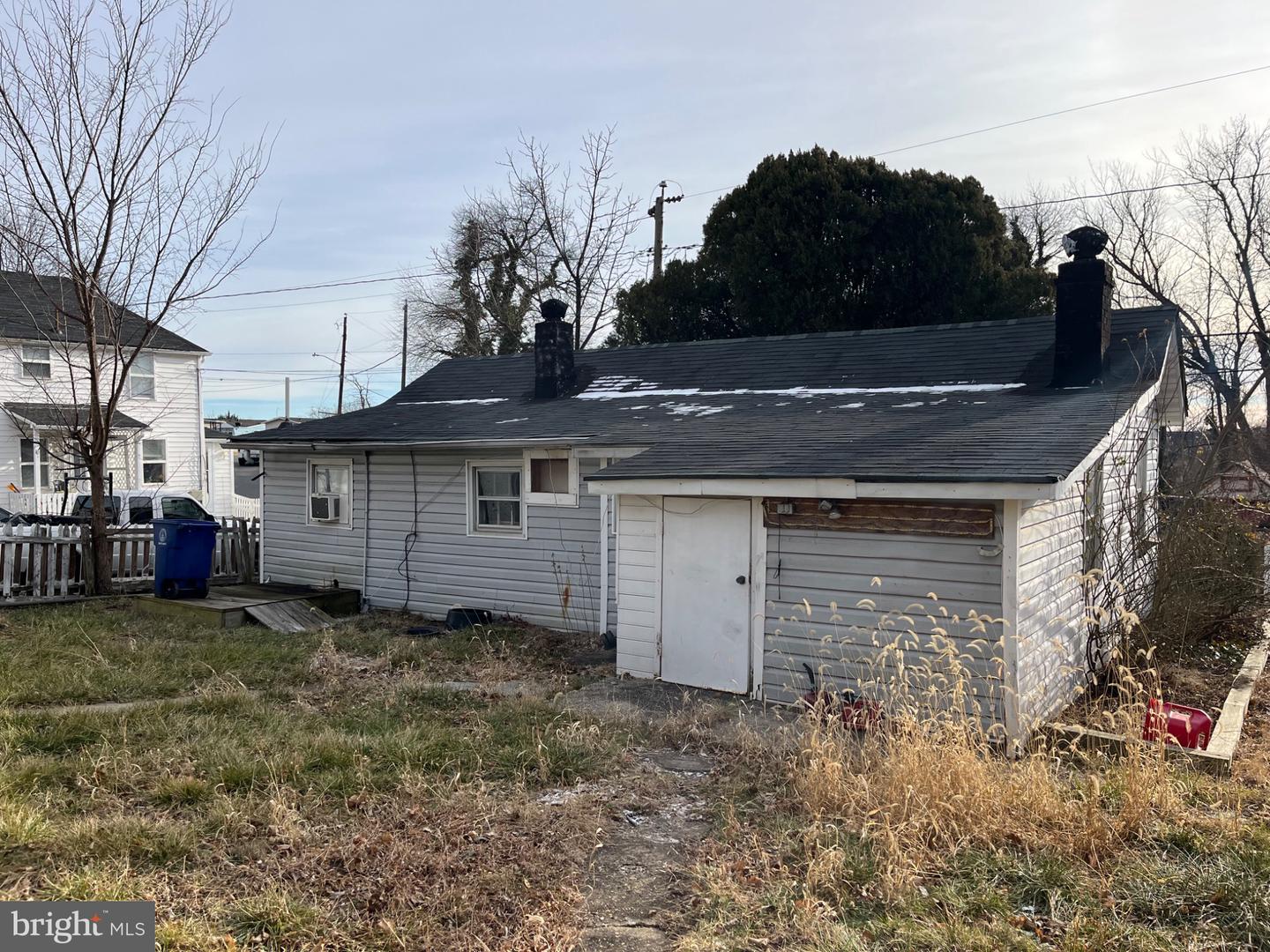 230 SE SOUTH ST SE, LEESBURG, Virginia 20175, 1 Bedroom Bedrooms, 2 Rooms Rooms,1 BathroomBathrooms,Residential,For sale,230 SE SOUTH ST SE,VALO2113234 MLS # VALO2113234