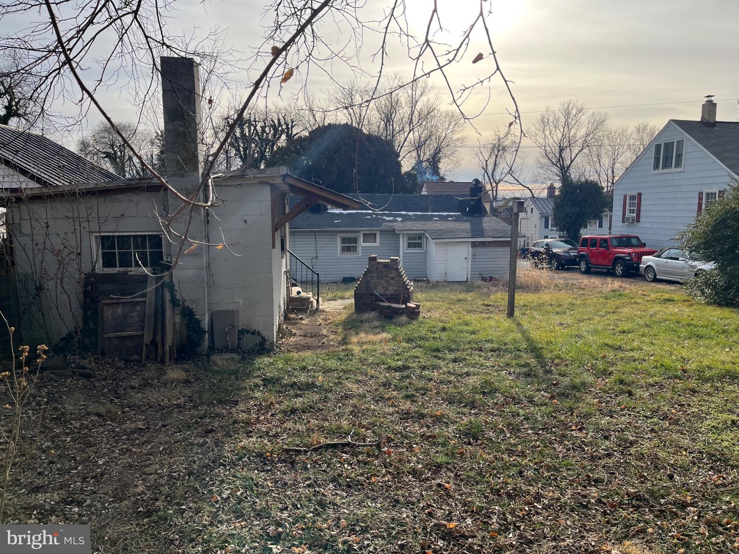 230 SE SOUTH ST SE, LEESBURG, Virginia 20175, 1 Bedroom Bedrooms, 2 Rooms Rooms,1 BathroomBathrooms,Residential,For sale,230 SE SOUTH ST SE,VALO2113234 MLS # VALO2113234