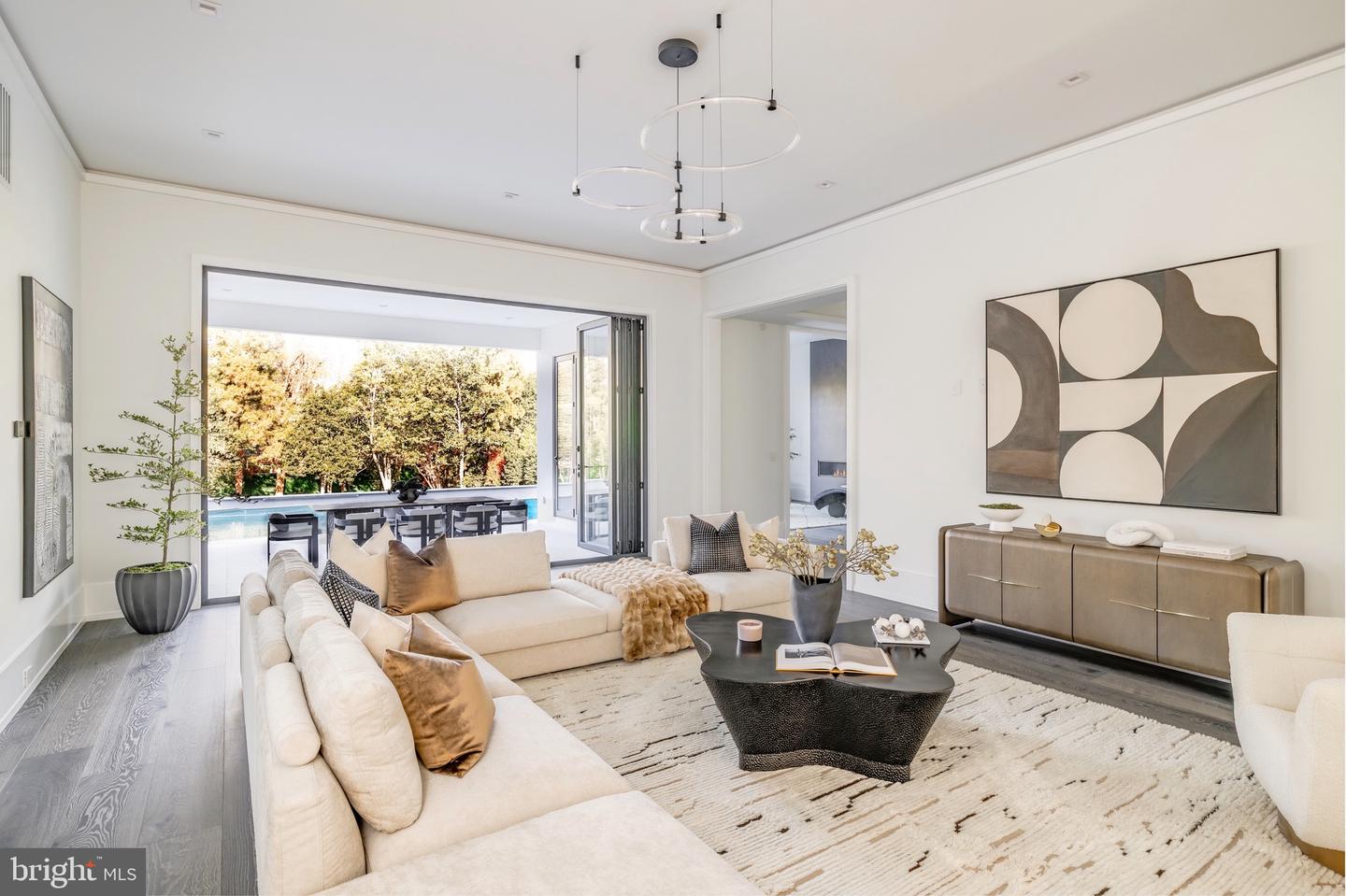 1102 CHAIN BRIDGE RD, MCLEAN, Virginia 22101, 6 Bedrooms Bedrooms, ,6 BathroomsBathrooms,Residential,For sale,1102 CHAIN BRIDGE RD,VAFX2245042 MLS # VAFX2245042