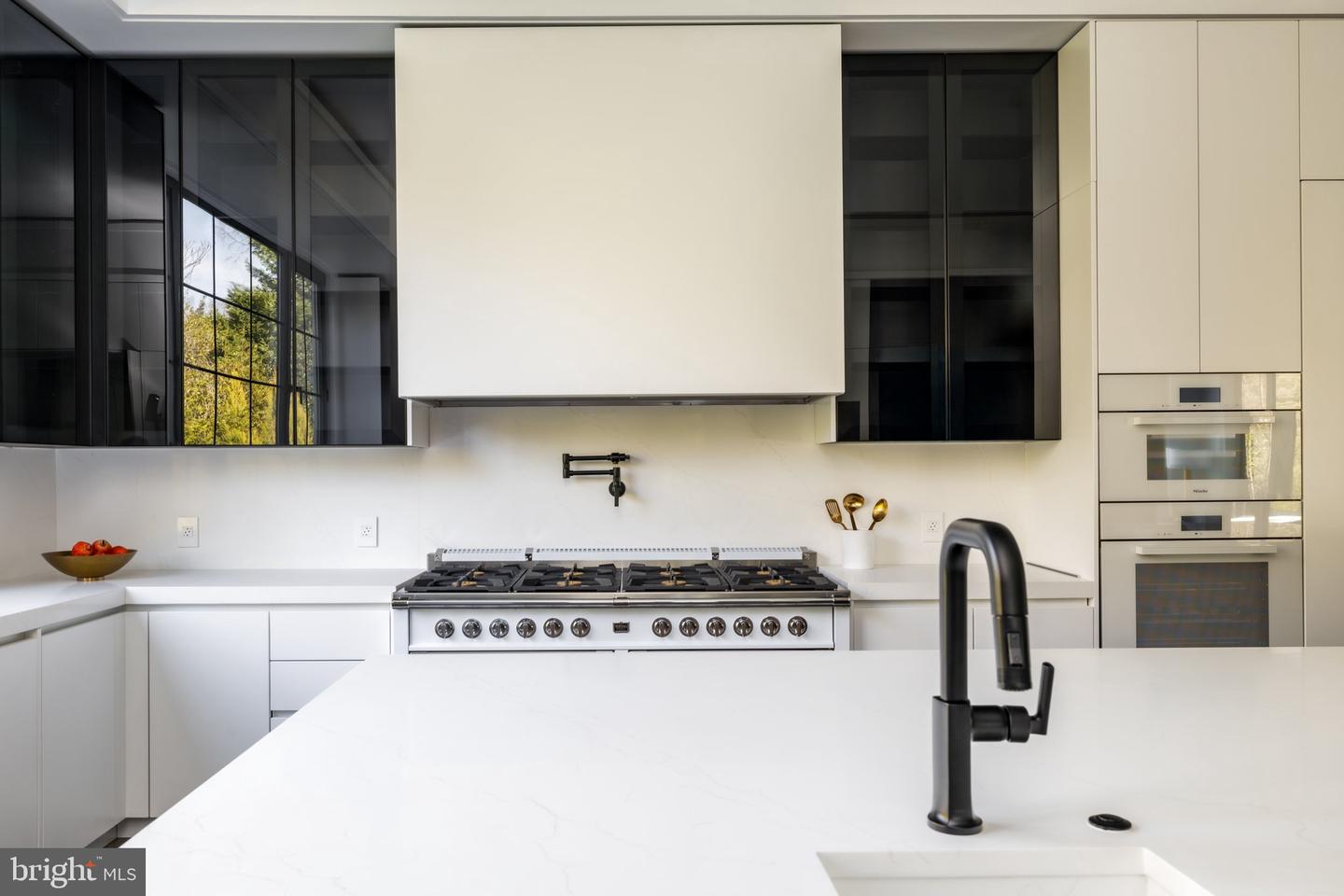 1102 CHAIN BRIDGE RD, MCLEAN, Virginia 22101, 6 Bedrooms Bedrooms, ,6 BathroomsBathrooms,Residential,For sale,1102 CHAIN BRIDGE RD,VAFX2245042 MLS # VAFX2245042