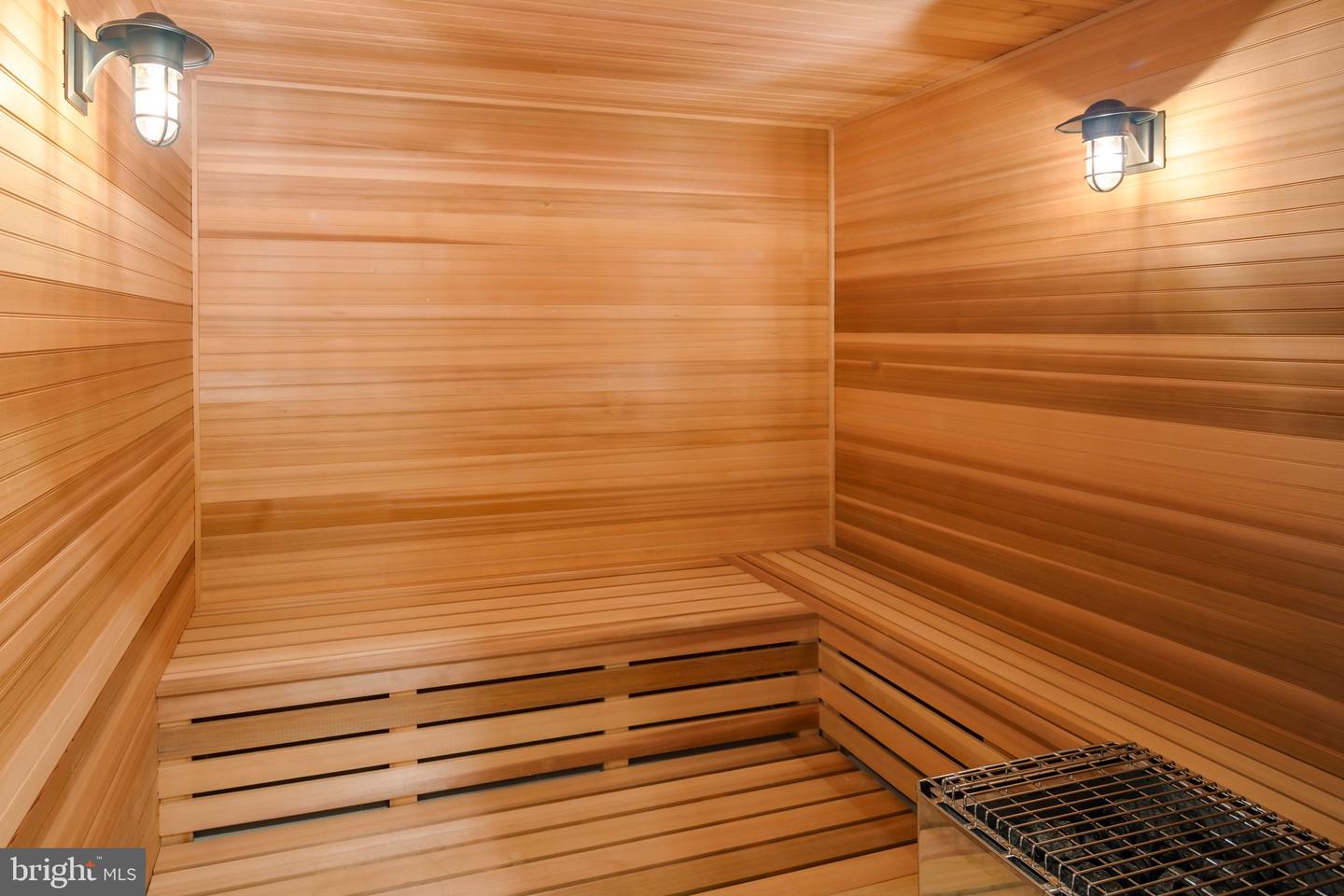 1102 CHAIN BRIDGE RD, MCLEAN, Virginia 22101, 6 Bedrooms Bedrooms, ,6 BathroomsBathrooms,Residential,For sale,1102 CHAIN BRIDGE RD,VAFX2245042 MLS # VAFX2245042