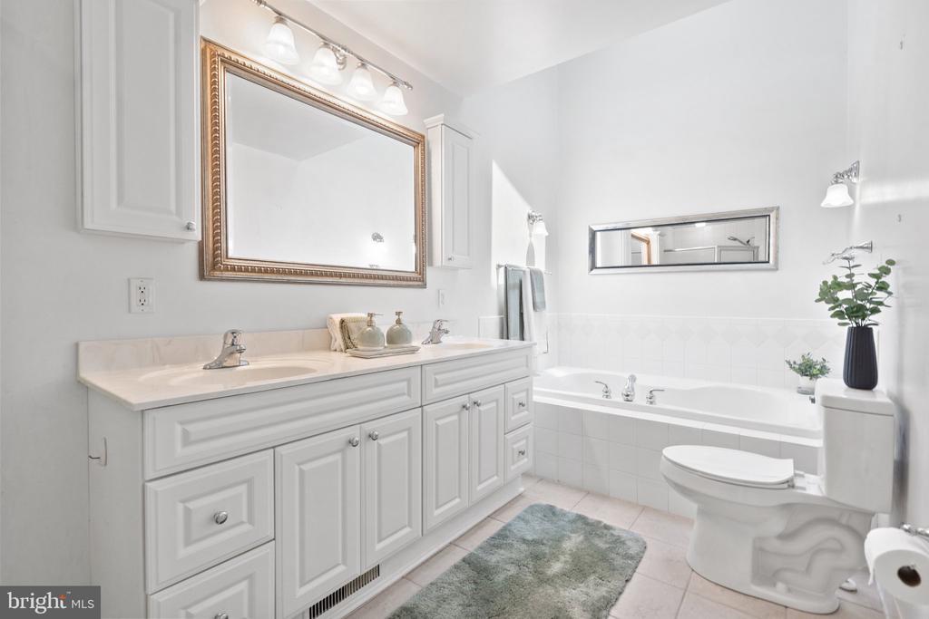 13013 ALUM SPRINGS RD, CULPEPER, Virginia 22701, 5 Bedrooms Bedrooms, ,3 BathroomsBathrooms,Residential,13013 ALUM SPRINGS RD,VACU2011168 MLS # VACU2011168