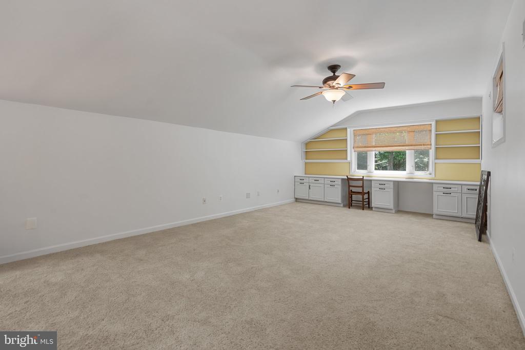 13013 ALUM SPRINGS RD, CULPEPER, Virginia 22701, 5 Bedrooms Bedrooms, ,3 BathroomsBathrooms,Residential,13013 ALUM SPRINGS RD,VACU2011168 MLS # VACU2011168