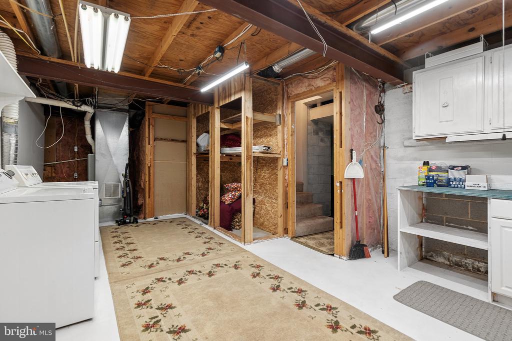 13013 ALUM SPRINGS RD, CULPEPER, Virginia 22701, 5 Bedrooms Bedrooms, ,3 BathroomsBathrooms,Residential,13013 ALUM SPRINGS RD,VACU2011168 MLS # VACU2011168