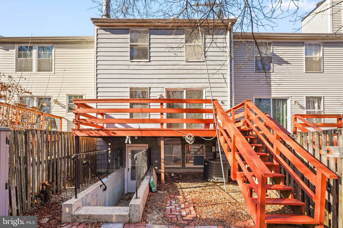 6917 VILLA DEL REY CT, SPRINGFIELD, Virginia 22150, 2 Bedrooms Bedrooms, 2 Rooms Rooms,2 BathroomsBathrooms,Residential,For sale,6917 VILLA DEL REY CT,VAFX2278564 MLS # VAFX2278564