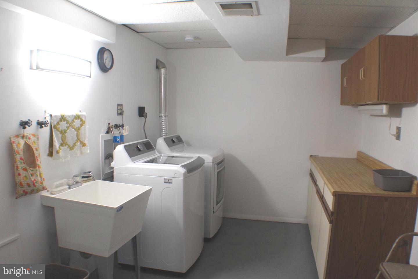 2644 PEWTER PL, WOODBRIDGE, Virginia 22192, 4 Bedrooms Bedrooms, 4 Rooms Rooms,2 BathroomsBathrooms,Residential,For sale,2644 PEWTER PL,VAPW2109592 MLS # VAPW2109592