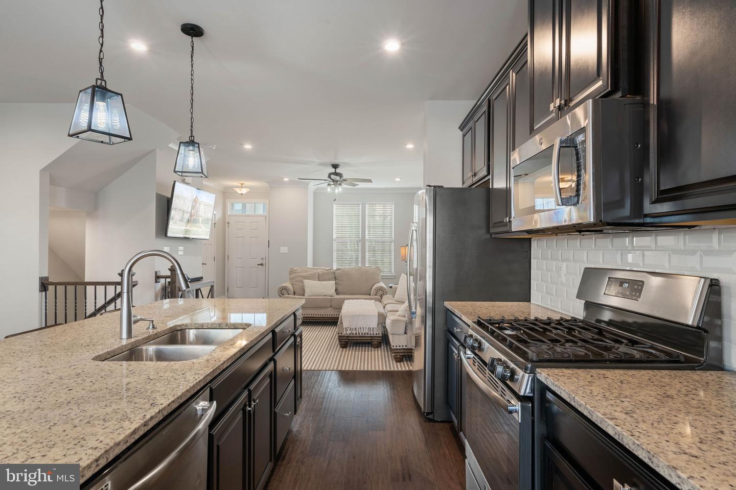 18092 RED CEDAR RD, DUMFRIES, Virginia 22026, 3 Bedrooms Bedrooms, ,2 BathroomsBathrooms,Residential,For sale,18092 RED CEDAR RD,VAPW2109630 MLS # VAPW2109630 18092 RED CEDAR RD, DUMFRIES, Virginia 22026, 3 Bedrooms Bedrooms, ,2 BathroomsBathrooms,Residential,For sale,18092 RED CEDAR RD,VAPW2109630 MLS # VAPW2109630