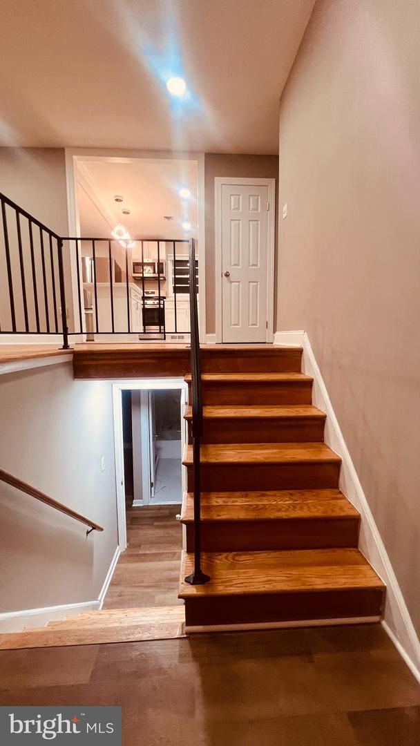 14303 CHESTERFIELD DR, WOODBRIDGE, Virginia 22191, 5 Bedrooms Bedrooms, ,3 BathroomsBathrooms,Residential,For sale,14303 CHESTERFIELD DR,VAPW2109888 MLS # VAPW2109888 14303 CHESTERFIELD DR, WOODBRIDGE, Virginia 22191, 5 Bedrooms Bedrooms, ,3 BathroomsBathrooms,Residential,For sale,14303 CHESTERFIELD DR,VAPW2109888 MLS # VAPW2109888