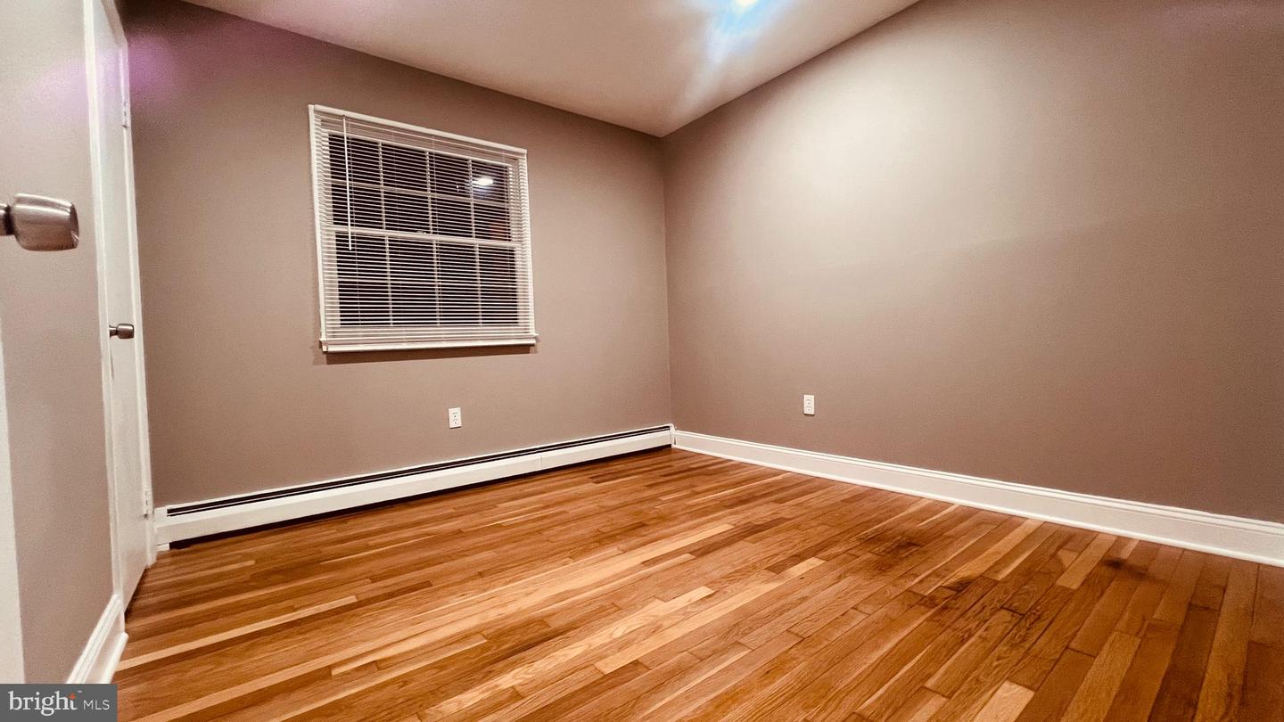 14303 CHESTERFIELD DR, WOODBRIDGE, Virginia 22191, 5 Bedrooms Bedrooms, ,3 BathroomsBathrooms,Residential,For sale,14303 CHESTERFIELD DR,VAPW2109888 MLS # VAPW2109888 14303 CHESTERFIELD DR, WOODBRIDGE, Virginia 22191, 5 Bedrooms Bedrooms, ,3 BathroomsBathrooms,Residential,For sale,14303 CHESTERFIELD DR,VAPW2109888 MLS # VAPW2109888