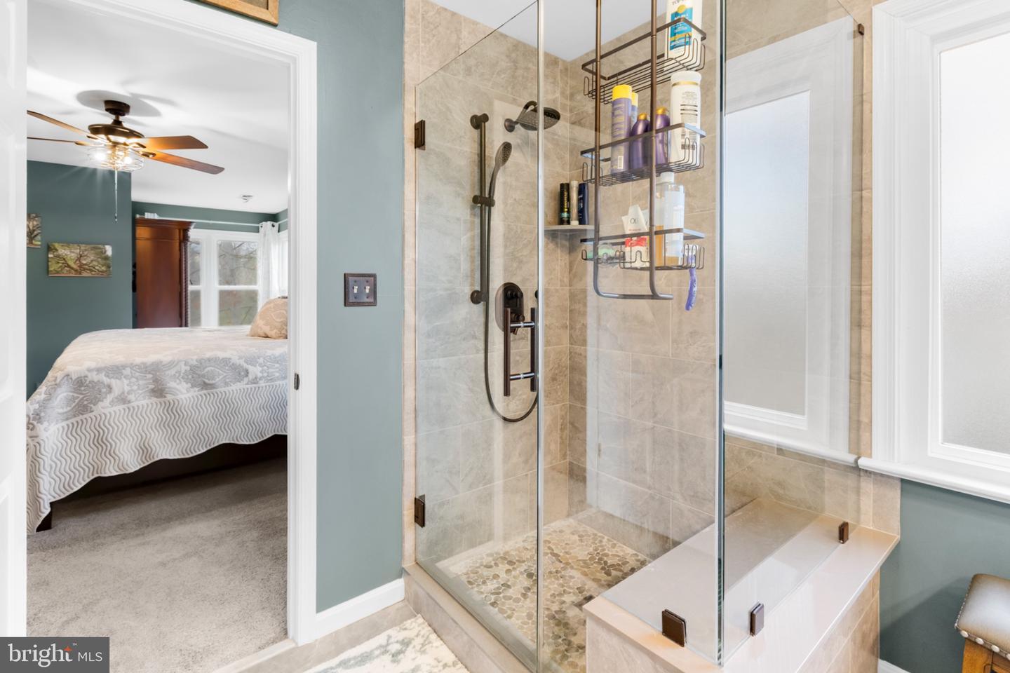 1 CREEKWAY LN, FREDERICKSBURG, Virginia 22405, 3 Bedrooms Bedrooms, 10 Rooms Rooms,2 BathroomsBathrooms,Residential,For sale,1 CREEKWAY LN,VAST2045056 MLS # VAST2045056