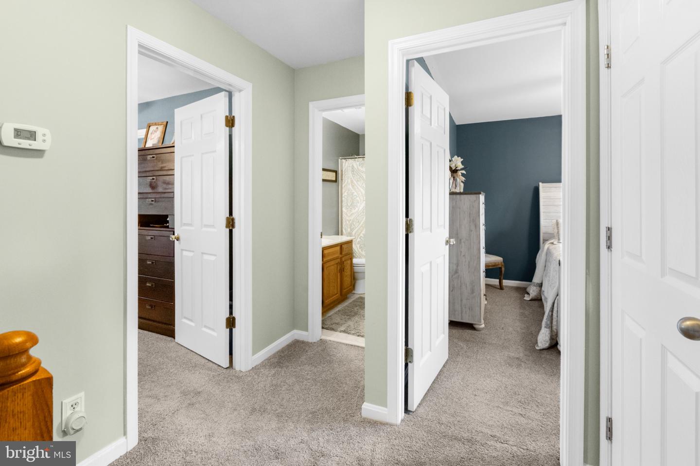 1 CREEKWAY LN, FREDERICKSBURG, Virginia 22405, 3 Bedrooms Bedrooms, 10 Rooms Rooms,2 BathroomsBathrooms,Residential,For sale,1 CREEKWAY LN,VAST2045056 MLS # VAST2045056