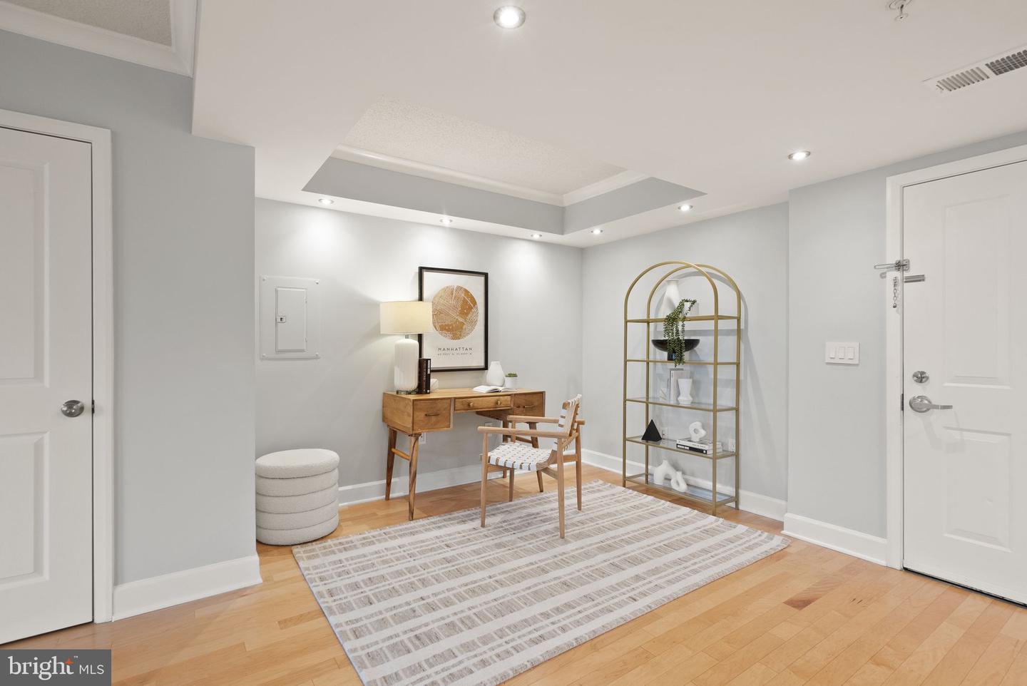 1220 N FILLMORE ST #602, ARLINGTON, Virginia 22201, 2 Bedrooms Bedrooms, ,2 BathroomsBathrooms,Residential,For sale,1220 N FILLMORE ST #602,VAAR2067626 MLS # VAAR2067626