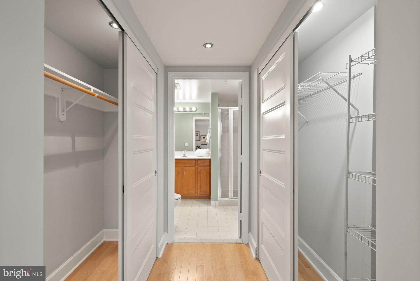 1220 N FILLMORE ST #602, ARLINGTON, Virginia 22201, 2 Bedrooms Bedrooms, ,2 BathroomsBathrooms,Residential,For sale,1220 N FILLMORE ST #602,VAAR2067626 MLS # VAAR2067626