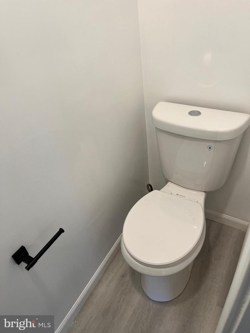 79 ELMIRA ST SW, WASHINGTON, District Of Columbia 20032, 3 Bedrooms Bedrooms, 5 Rooms Rooms,2 BathroomsBathrooms,Residential,For sale,79 ELMIRA ST SW,DCDC2240938 MLS # DCDC2240938