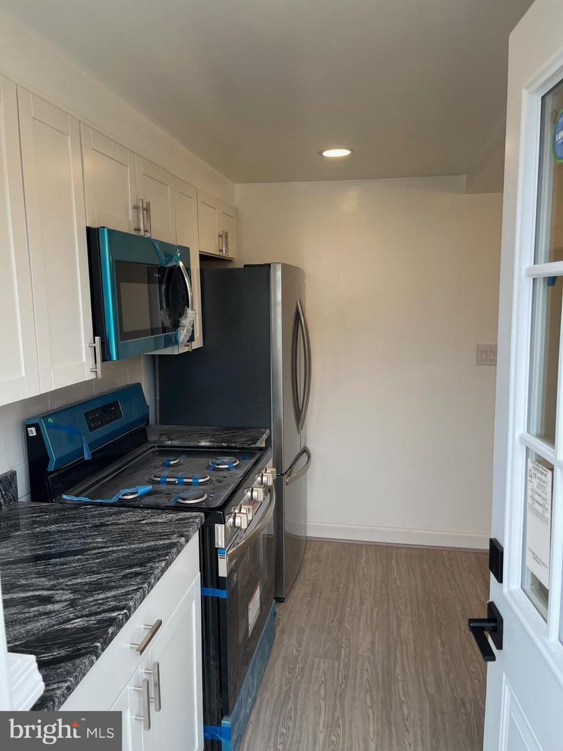 79 ELMIRA ST SW, WASHINGTON, District Of Columbia 20032, 3 Bedrooms Bedrooms, 5 Rooms Rooms,2 BathroomsBathrooms,Residential,For sale,79 ELMIRA ST SW,DCDC2240938 MLS # DCDC2240938