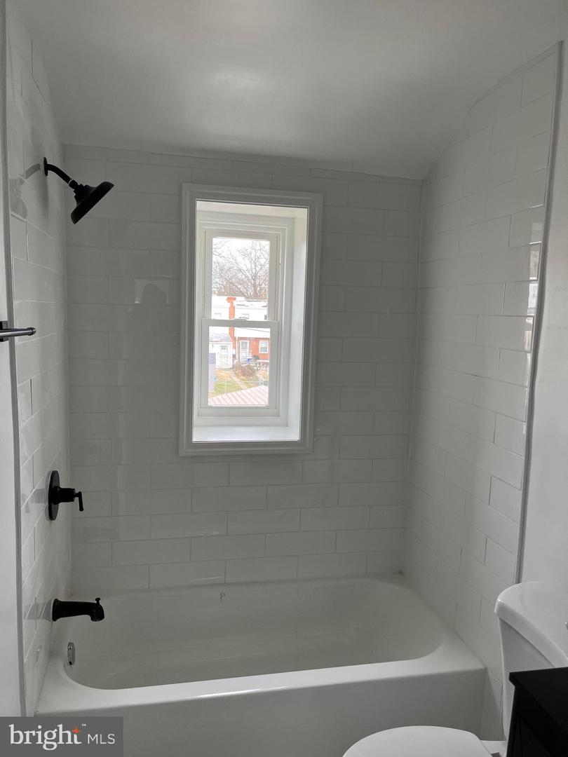 79 ELMIRA ST SW, WASHINGTON, District Of Columbia 20032, 3 Bedrooms Bedrooms, 5 Rooms Rooms,2 BathroomsBathrooms,Residential,For sale,79 ELMIRA ST SW,DCDC2240938 MLS # DCDC2240938