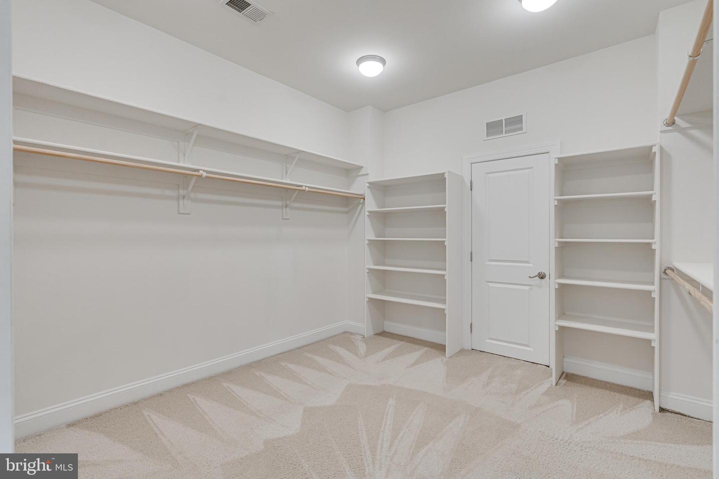 10002 COURTHOUSE RD, VIENNA, Virginia 22181, 6 Bedrooms Bedrooms, ,5 BathroomsBathrooms,Residential,For sale,10002 COURTHOUSE RD,VAFX2285324 MLS # VAFX2285324 10002 COURTHOUSE RD, VIENNA, Virginia 22181, 6 Bedrooms Bedrooms, ,5 BathroomsBathrooms,Residential,For sale,10002 COURTHOUSE RD,VAFX2285324 MLS # VAFX2285324