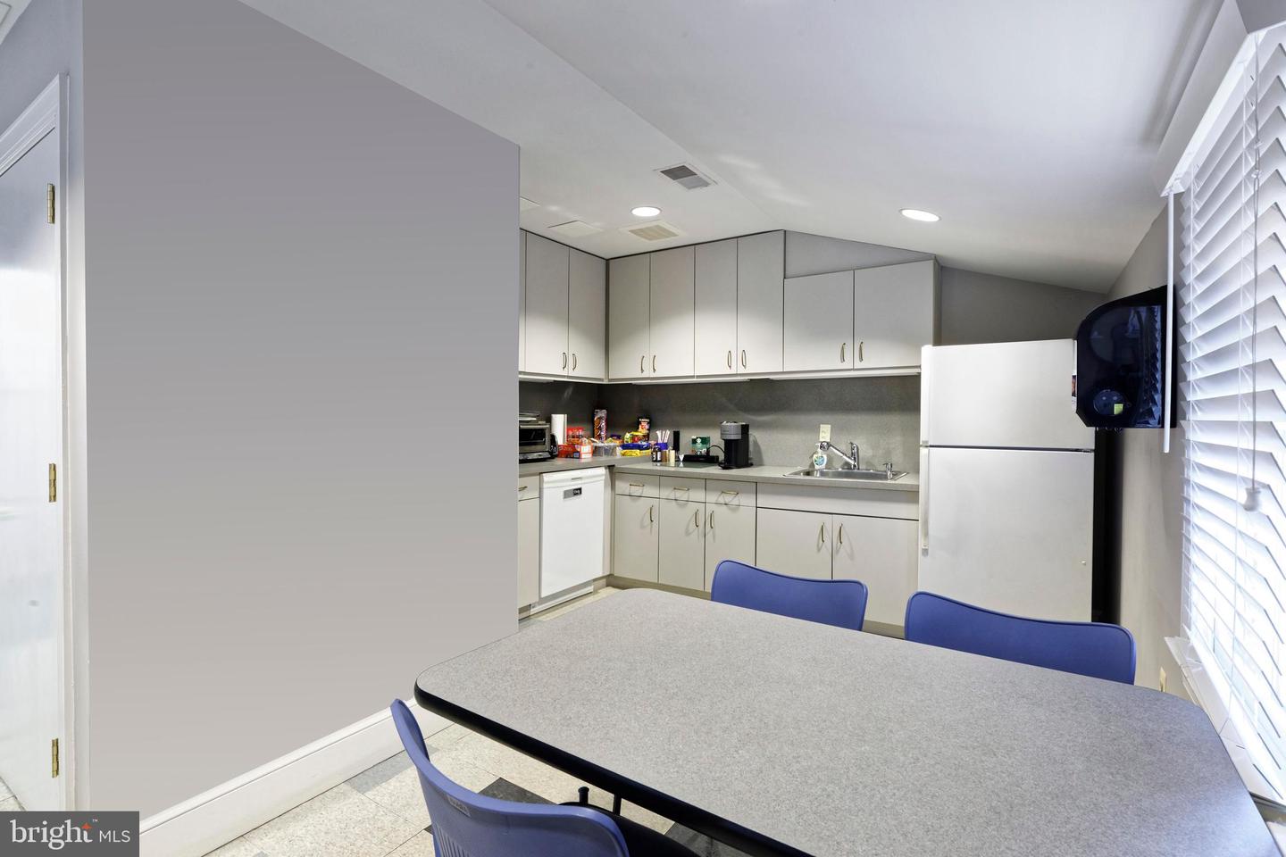 6 S PENDLETON ST, MIDDLEBURG, Virginia 20117, ,Land,For sale,6 S PENDLETON ST,VALO2112588 MLS # VALO2112588