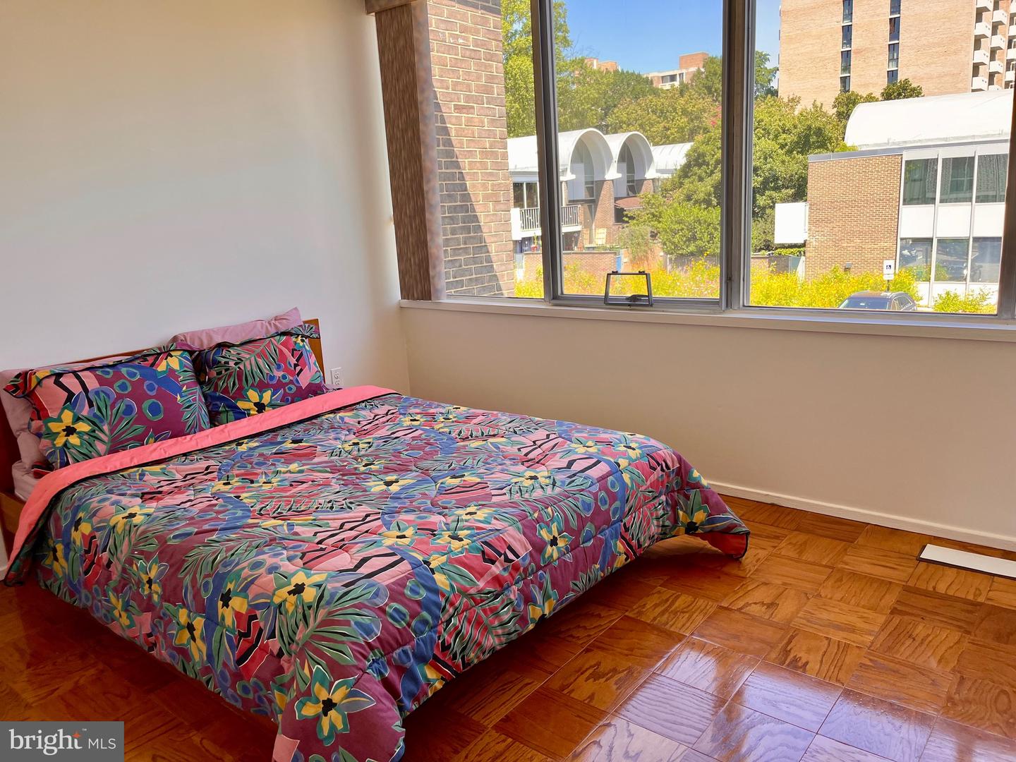 1340 4TH ST SW #T-1340, WASHINGTON, District Of Columbia 20024, 3 Bedrooms Bedrooms, 5 Rooms Rooms,1 BathroomBathrooms,Residential,For sale,1340 4TH ST SW #T-1340,DCDC2213062 MLS # DCDC2213062