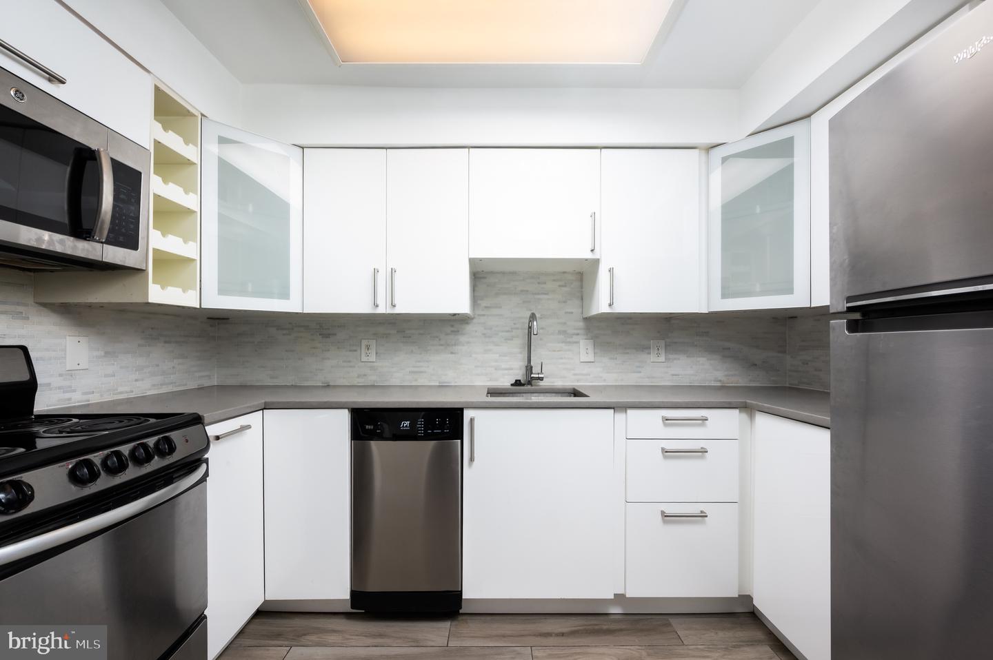 1612 T ST NW, WASHINGTON, District Of Columbia 20009, 6 Bedrooms Bedrooms, ,4 BathroomsBathrooms,Residential,For sale,1612 T ST NW,DCDC2215792 MLS # DCDC2215792