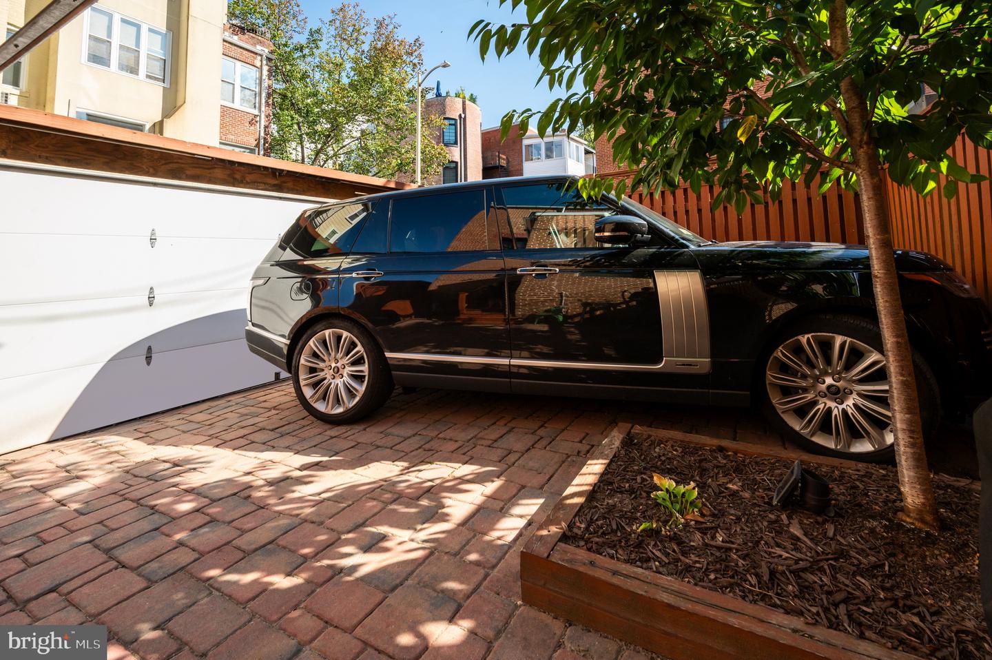 1612 T ST NW, WASHINGTON, District Of Columbia 20009, 6 Bedrooms Bedrooms, ,4 BathroomsBathrooms,Residential,For sale,1612 T ST NW,DCDC2215792 MLS # DCDC2215792