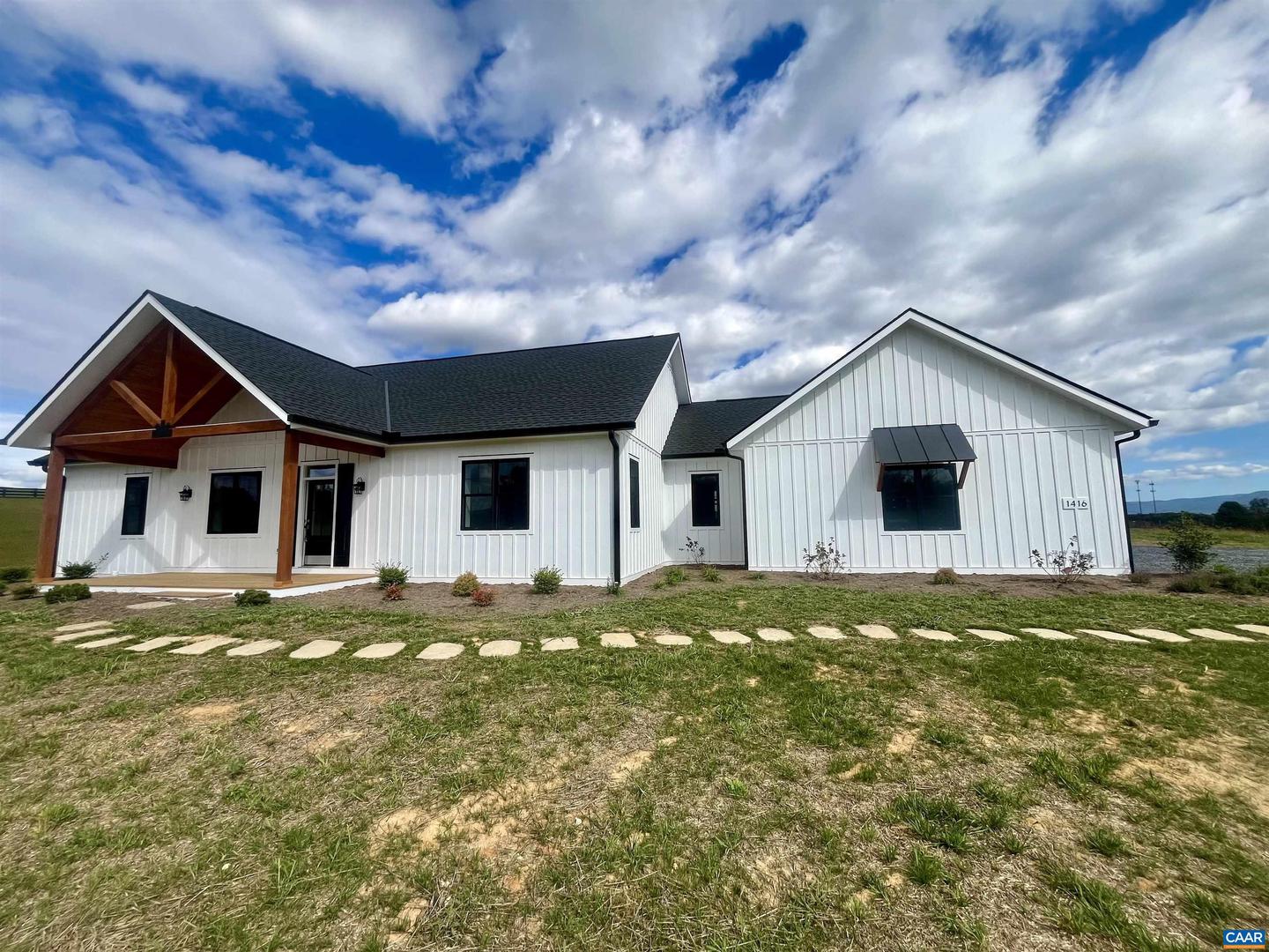 1416 LADD RD, WAYNESBORO, Virginia 22980, 3 Bedrooms Bedrooms, ,2 BathroomsBathrooms,Residential,For sale,1416 LADD RD,670011 MLS # 670011