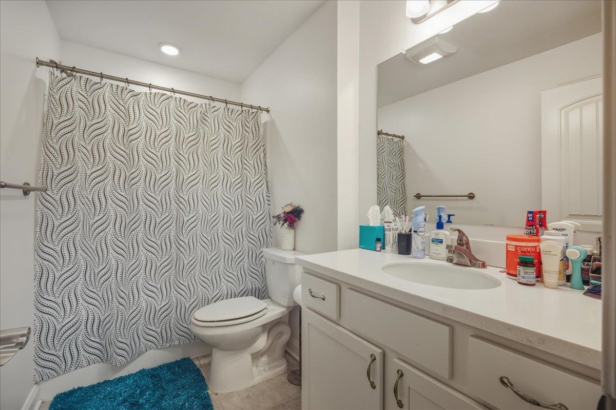 1215 HARVEST CT, ROCKINGHAM, Virginia 22801, 3 Bedrooms Bedrooms, ,2 BathroomsBathrooms,Residential,1215 HARVEST CT,672383 MLS # 672383