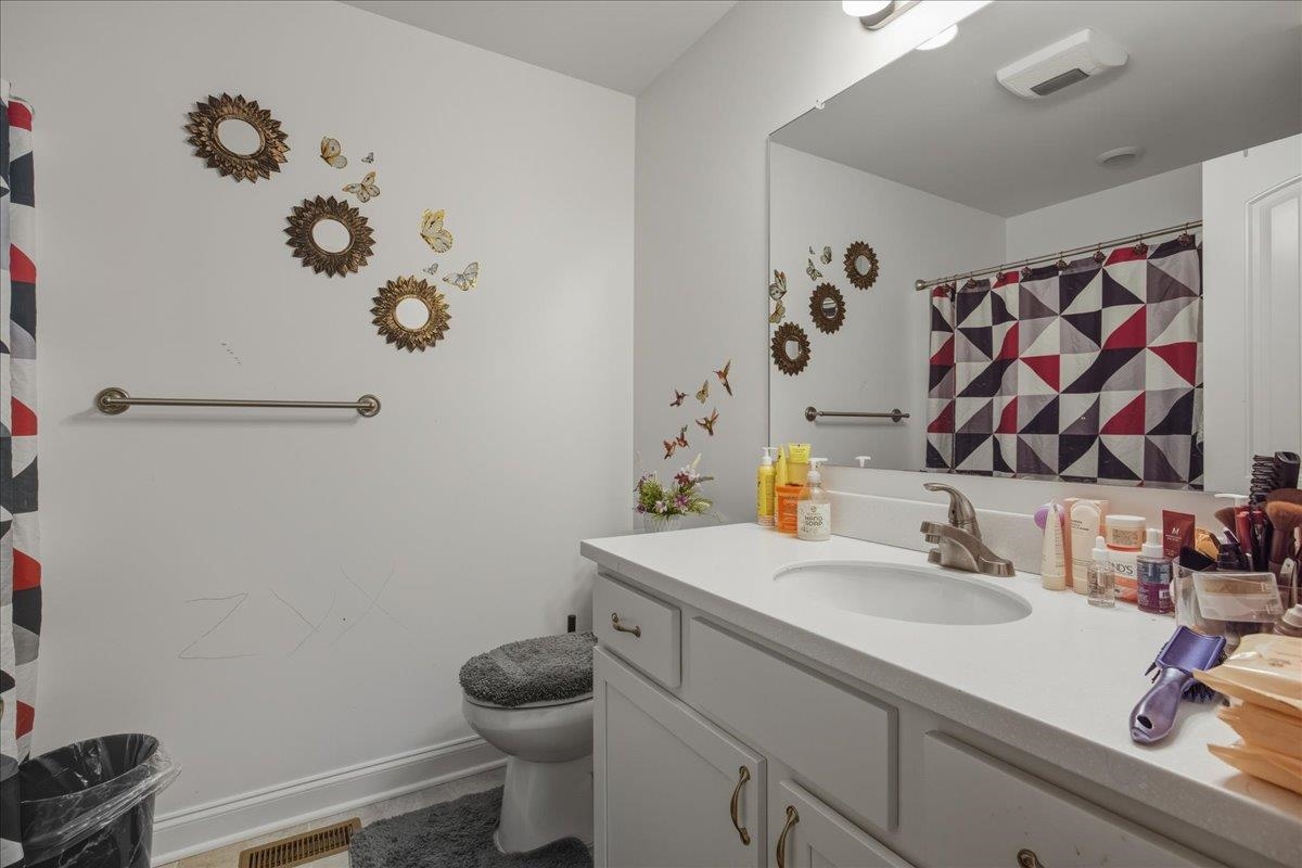 1215 HARVEST CT, ROCKINGHAM, Virginia 22801, 3 Bedrooms Bedrooms, ,2 BathroomsBathrooms,Residential,1215 HARVEST CT,672383 MLS # 672383