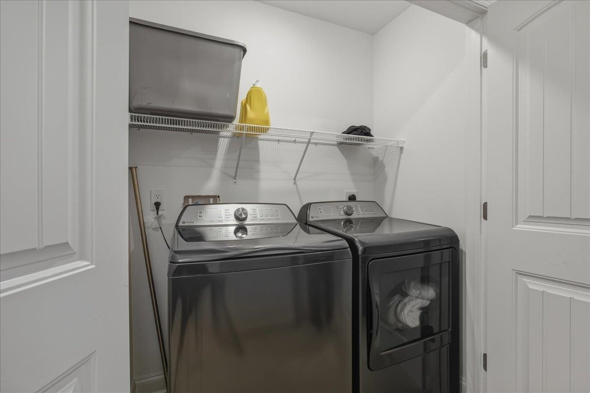 1215 HARVEST CT, ROCKINGHAM, Virginia 22801, 3 Bedrooms Bedrooms, ,2 BathroomsBathrooms,Residential,1215 HARVEST CT,672383 MLS # 672383