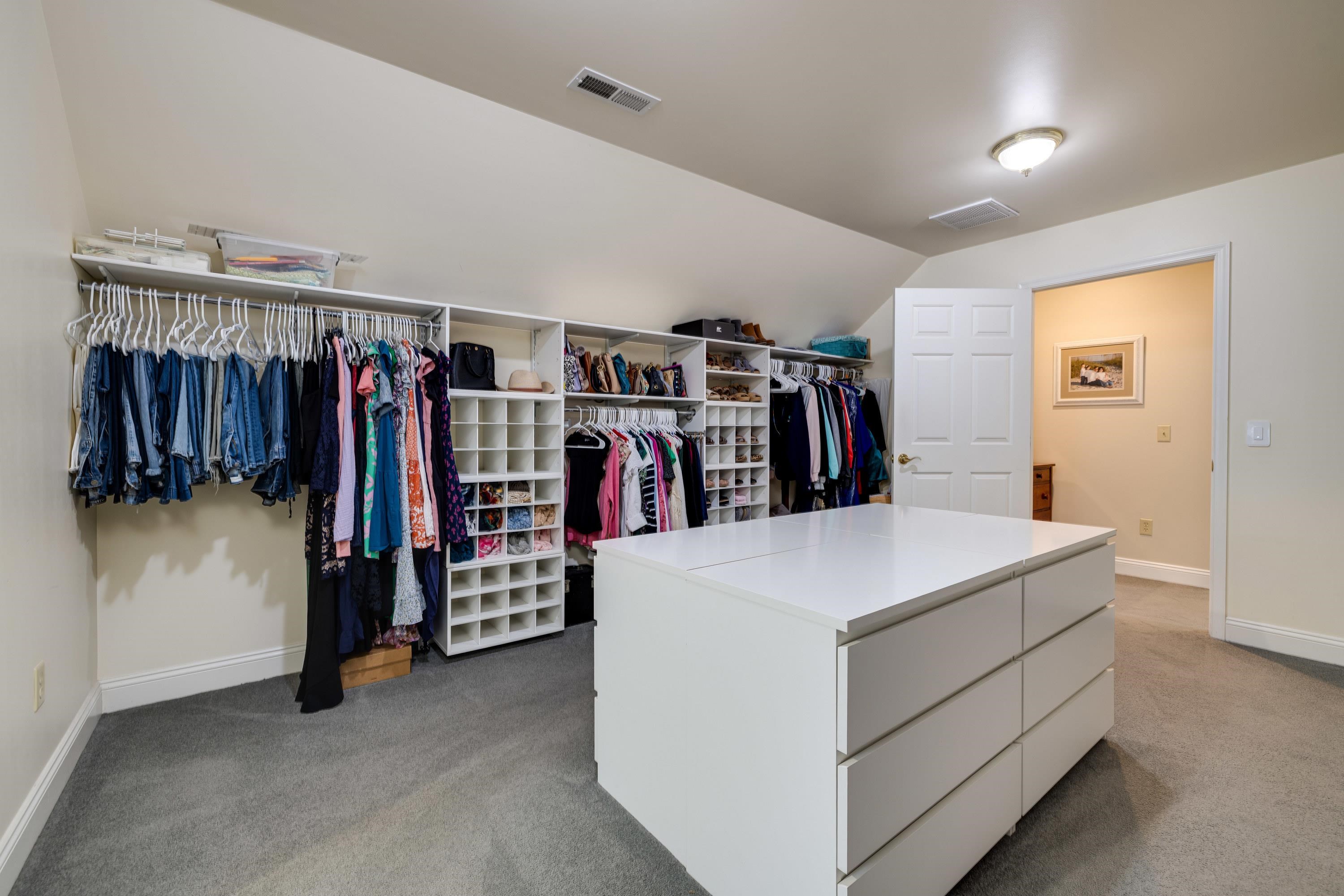 4120 BROWN ROAN LN, ROCKINGHAM, Virginia 22801, 4 Bedrooms Bedrooms, ,3 BathroomsBathrooms,Residential,4120 BROWN ROAN LN,672385 MLS # 672385