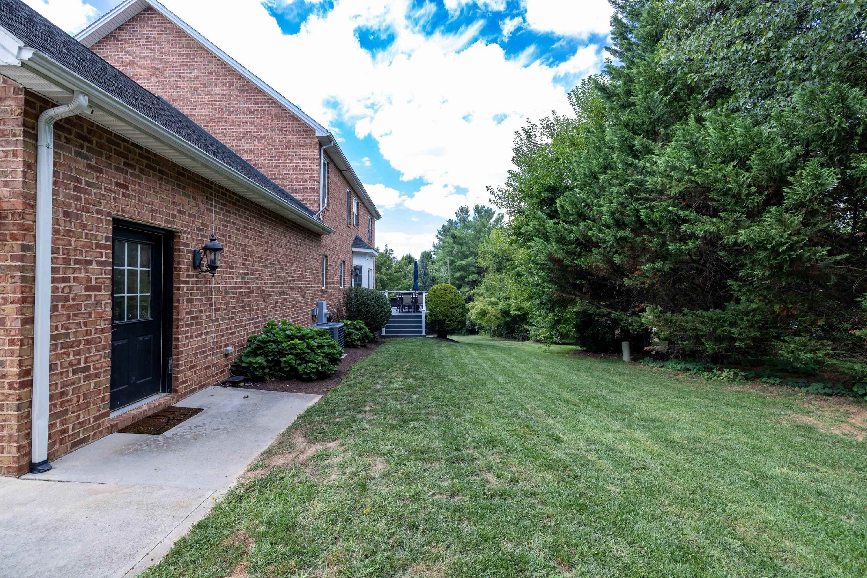 4120 BROWN ROAN LN, ROCKINGHAM, Virginia 22801, 4 Bedrooms Bedrooms, ,3 BathroomsBathrooms,Residential,4120 BROWN ROAN LN,672385 MLS # 672385