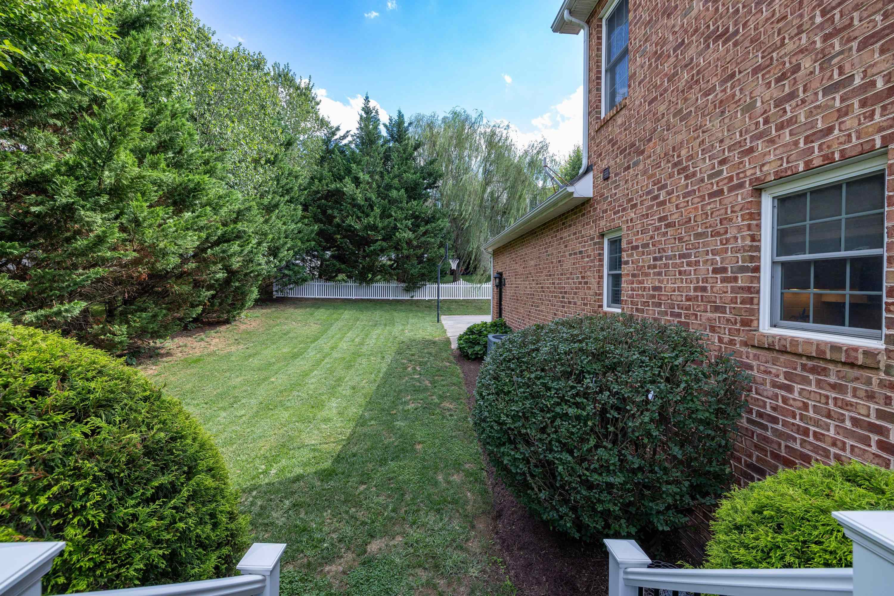 4120 BROWN ROAN LN, ROCKINGHAM, Virginia 22801, 4 Bedrooms Bedrooms, ,3 BathroomsBathrooms,Residential,4120 BROWN ROAN LN,672385 MLS # 672385