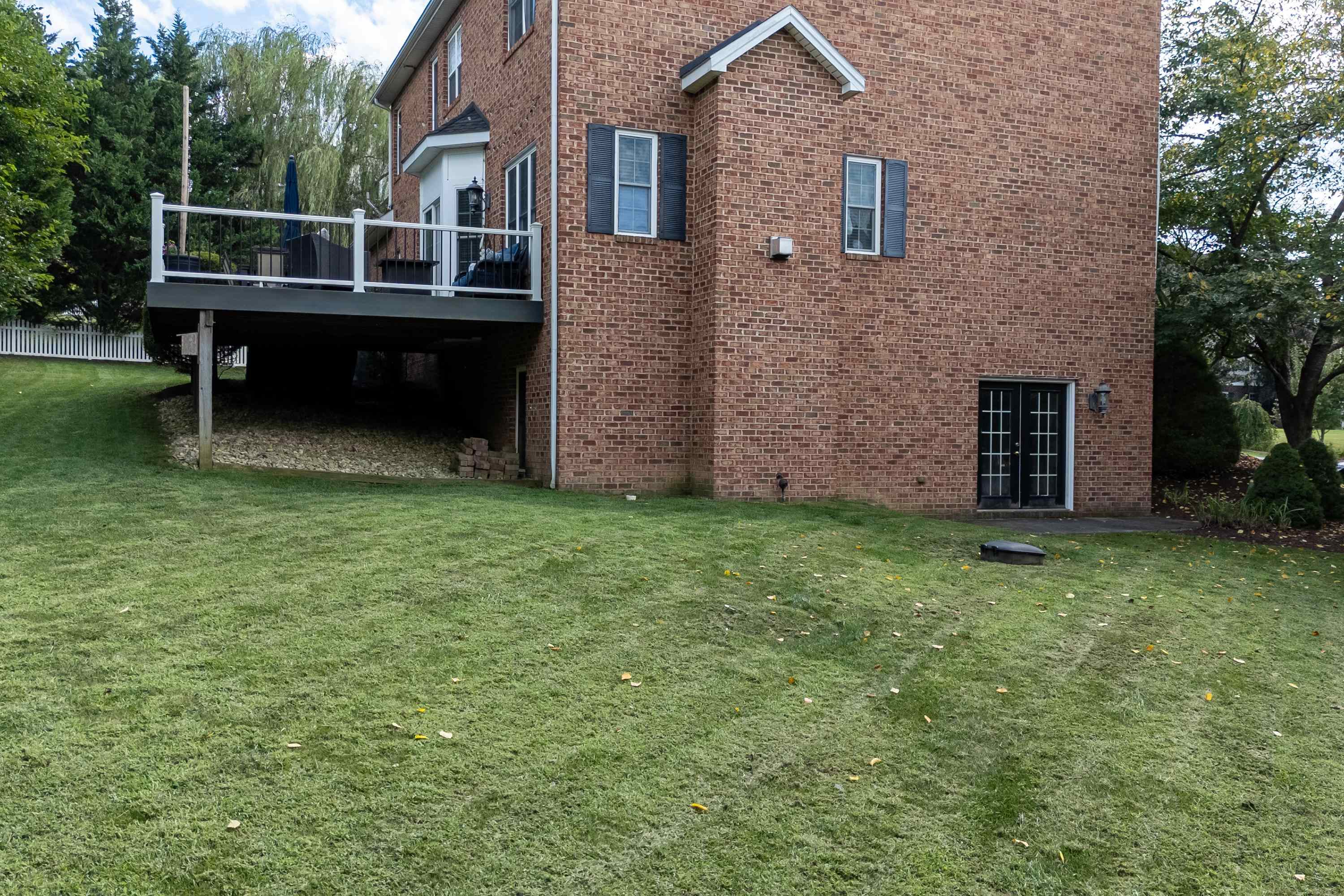 4120 BROWN ROAN LN, ROCKINGHAM, Virginia 22801, 4 Bedrooms Bedrooms, ,3 BathroomsBathrooms,Residential,4120 BROWN ROAN LN,672385 MLS # 672385