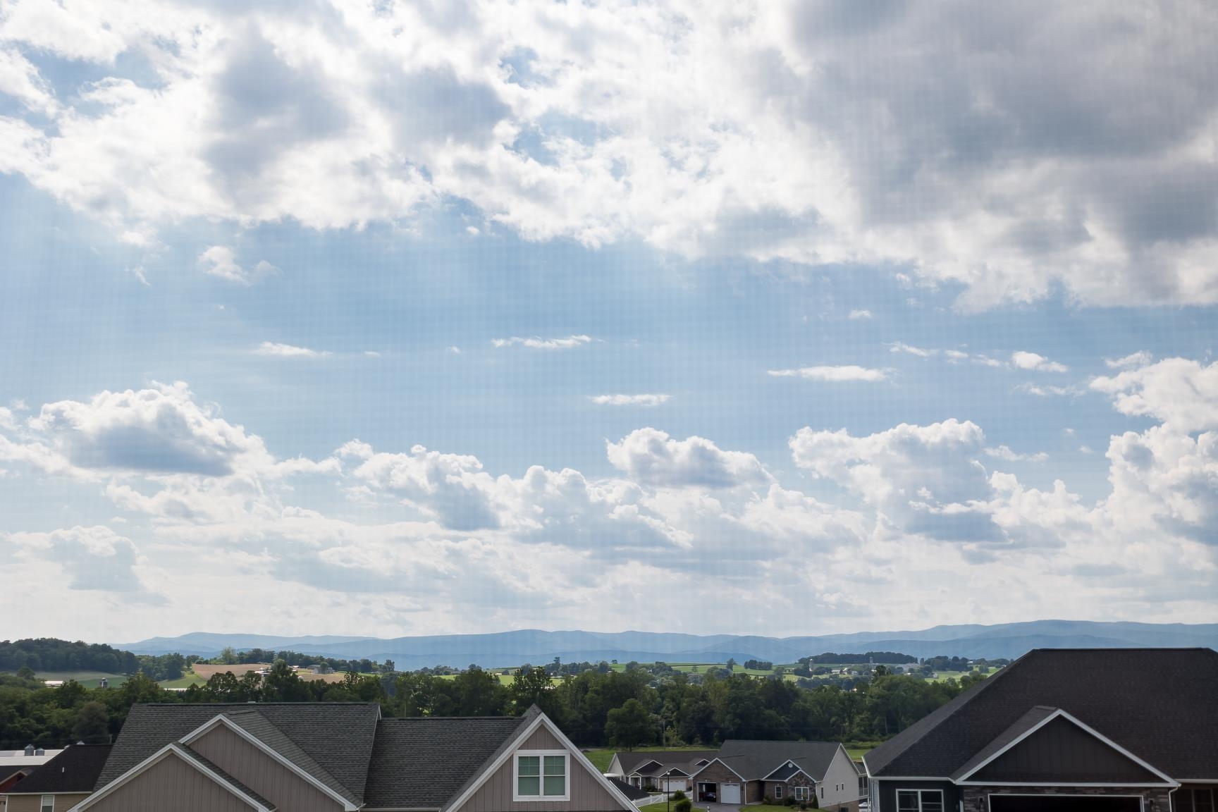 130 MILLVIEW DR, BRIDGEWATER, Virginia 22812, 4 Bedrooms Bedrooms, ,2 BathroomsBathrooms,Residential,130 MILLVIEW DR,672387 MLS # 672387