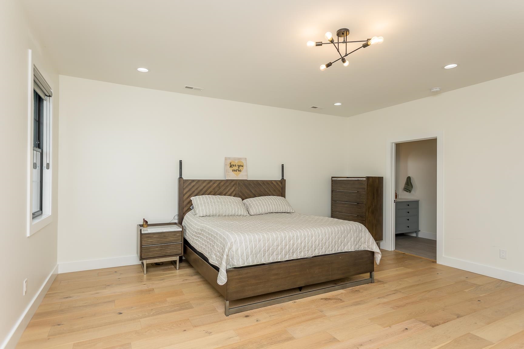 130 MILLVIEW DR, BRIDGEWATER, Virginia 22812, 4 Bedrooms Bedrooms, ,2 BathroomsBathrooms,Residential,130 MILLVIEW DR,672387 MLS # 672387