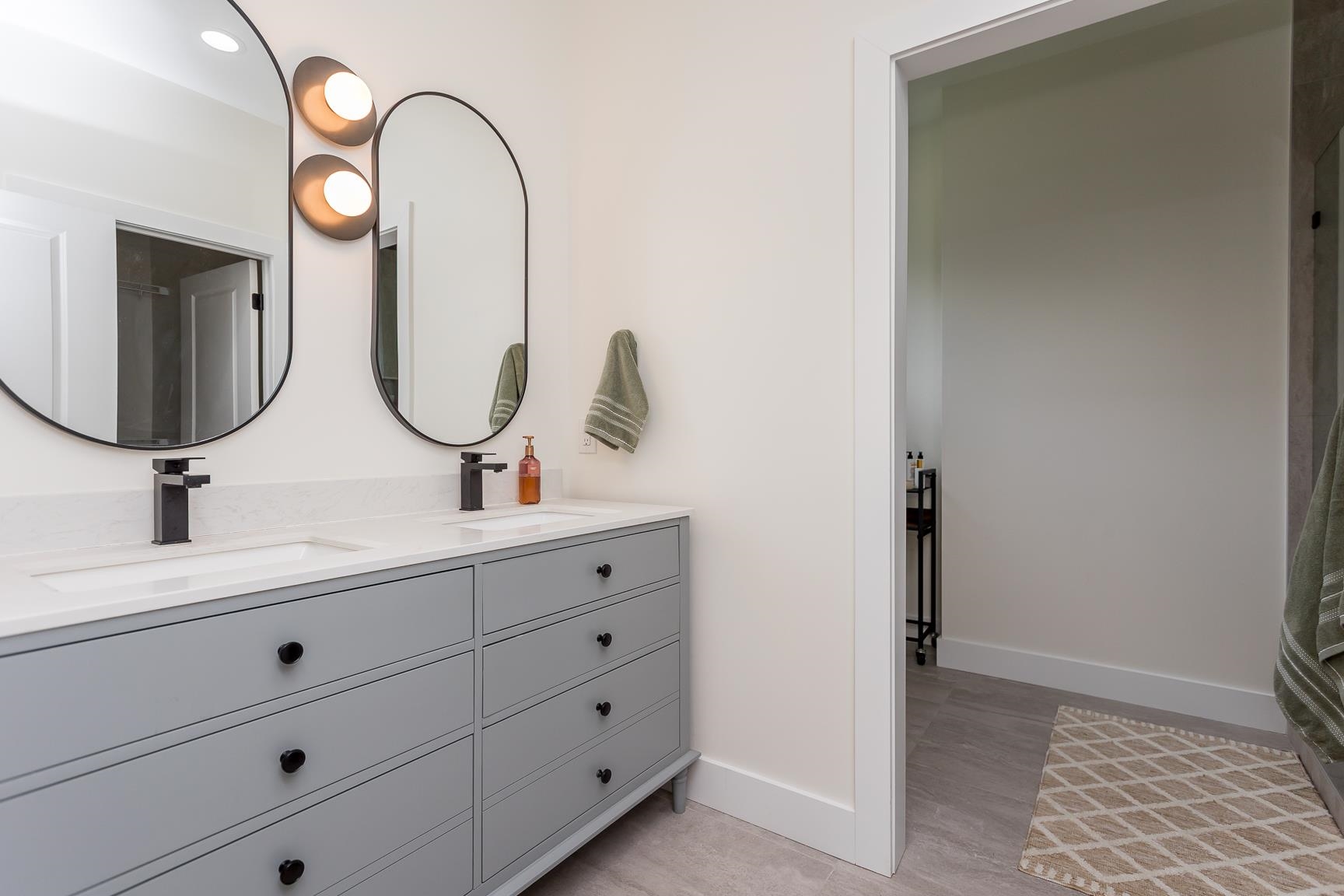 130 MILLVIEW DR, BRIDGEWATER, Virginia 22812, 4 Bedrooms Bedrooms, ,2 BathroomsBathrooms,Residential,130 MILLVIEW DR,672387 MLS # 672387