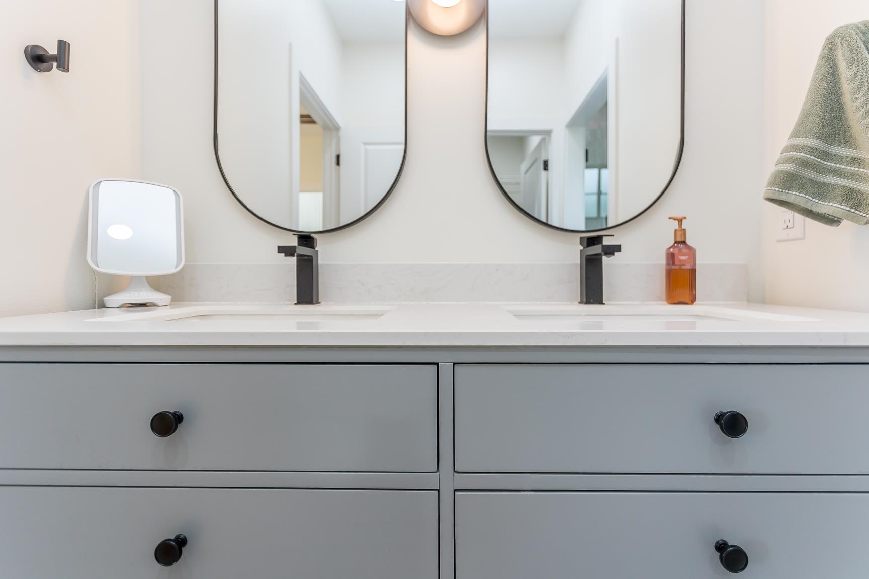 130 MILLVIEW DR, BRIDGEWATER, Virginia 22812, 4 Bedrooms Bedrooms, ,2 BathroomsBathrooms,Residential,130 MILLVIEW DR,672387 MLS # 672387