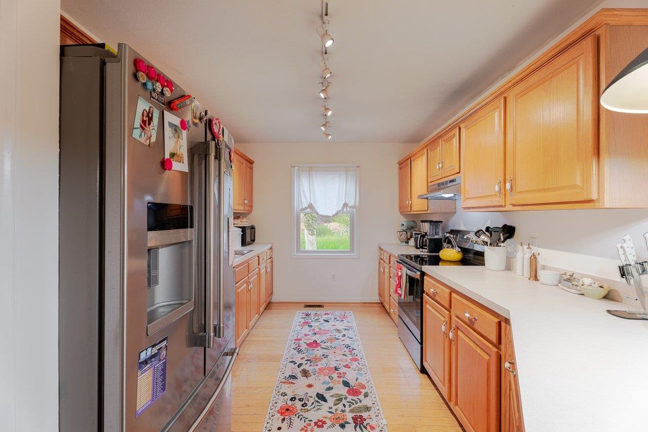 2760 LANIER LN, MCGAHEYSVILLE, Virginia 22846, 3 Bedrooms Bedrooms, ,3 BathroomsBathrooms,Residential,2760 LANIER LN,672388 MLS # 672388