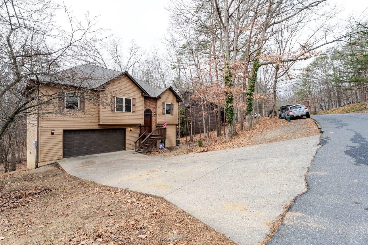 2760 LANIER LN, MCGAHEYSVILLE, Virginia 22846, 3 Bedrooms Bedrooms, ,3 BathroomsBathrooms,Residential,2760 LANIER LN,672388 MLS # 672388