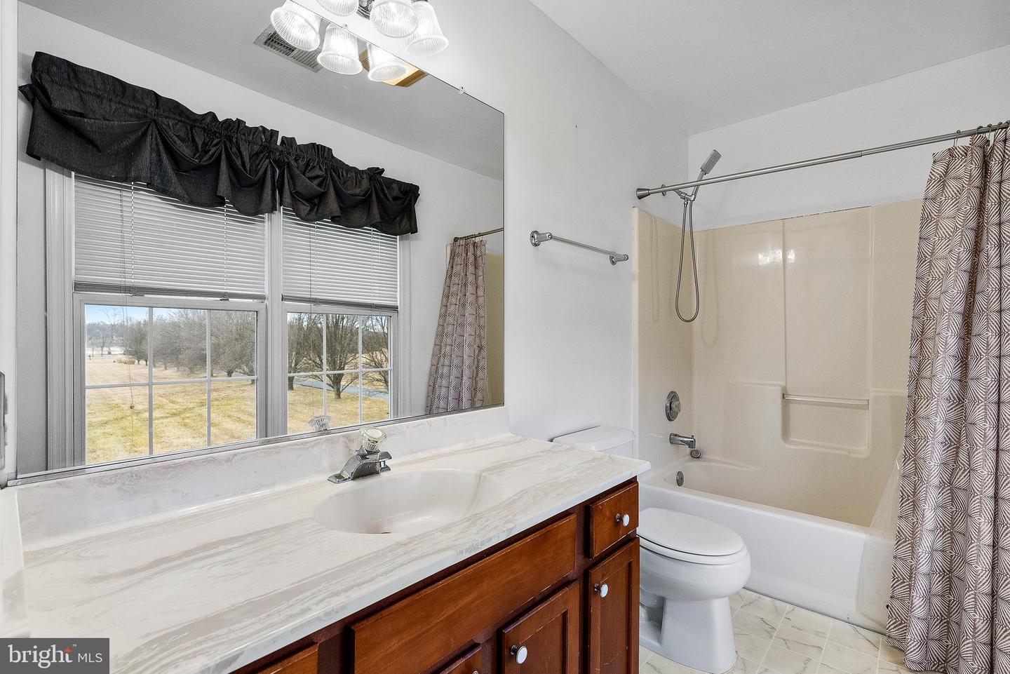 173 ASHLAND DR, WINCHESTER, Virginia 22603, 4 Bedrooms Bedrooms, ,3 BathroomsBathrooms,Residential,For sale,173 ASHLAND DR,VAFV2037600 MLS # VAFV2037600 173 ASHLAND DR, WINCHESTER, Virginia 22603, 4 Bedrooms Bedrooms, ,3 BathroomsBathrooms,Residential,For sale,173 ASHLAND DR,VAFV2037600 MLS # VAFV2037600