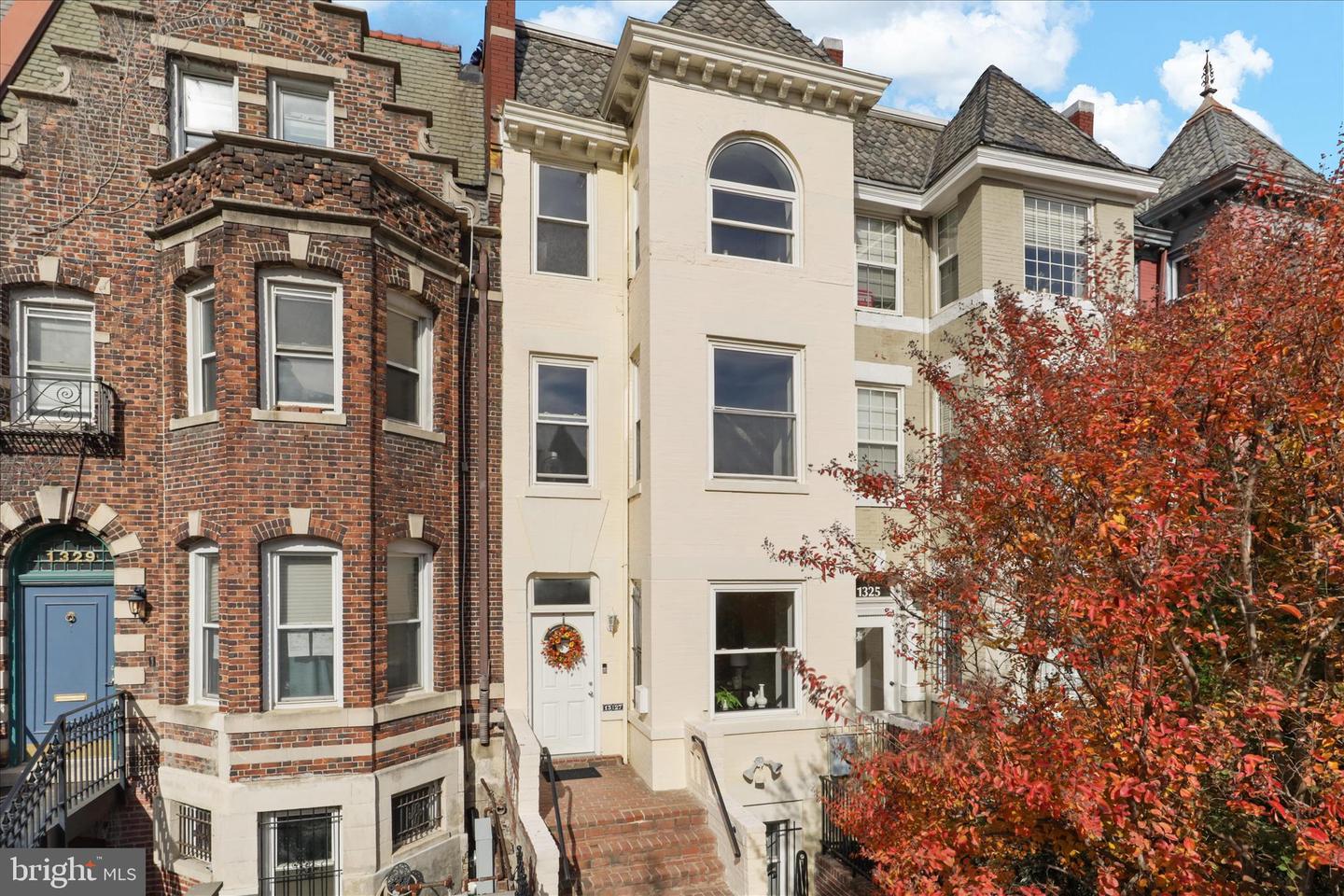 1327 HARVARD ST NW, WASHINGTON, District Of Columbia 20009, 3 Bedrooms Bedrooms, 14 Rooms Rooms,3 BathroomsBathrooms,Residential,For sale,1327 HARVARD ST NW,DCDC2229214 MLS # DCDC2229214