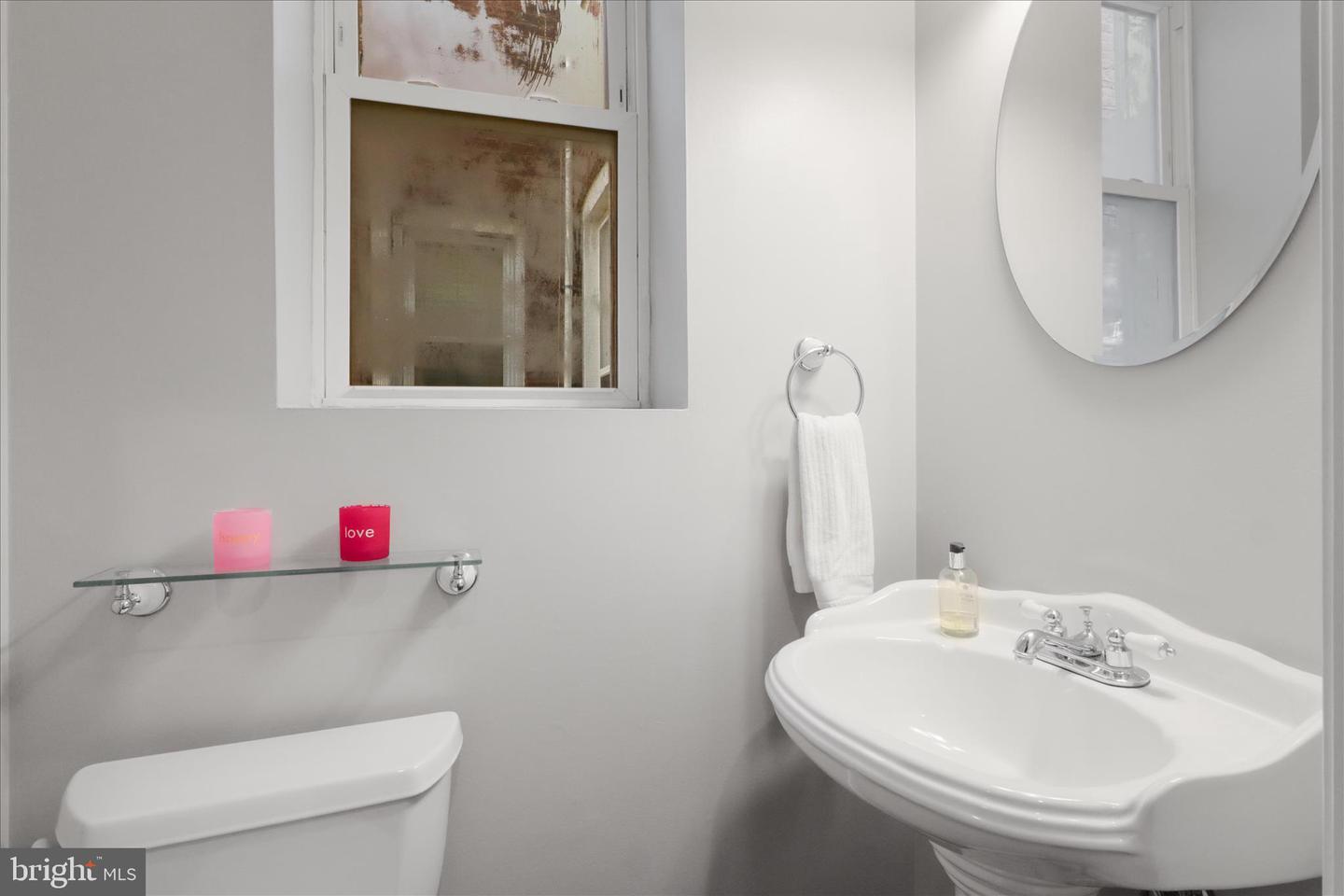 1327 HARVARD ST NW, WASHINGTON, District Of Columbia 20009, 3 Bedrooms Bedrooms, 14 Rooms Rooms,3 BathroomsBathrooms,Residential,For sale,1327 HARVARD ST NW,DCDC2229214 MLS # DCDC2229214