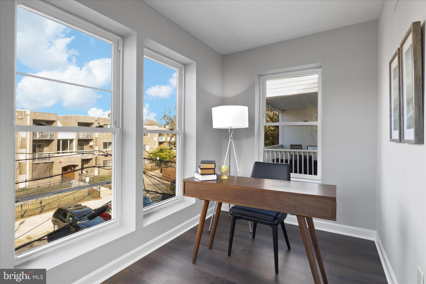 1327 HARVARD ST NW, WASHINGTON, District Of Columbia 20009, 3 Bedrooms Bedrooms, 14 Rooms Rooms,3 BathroomsBathrooms,Residential,For sale,1327 HARVARD ST NW,DCDC2229214 MLS # DCDC2229214