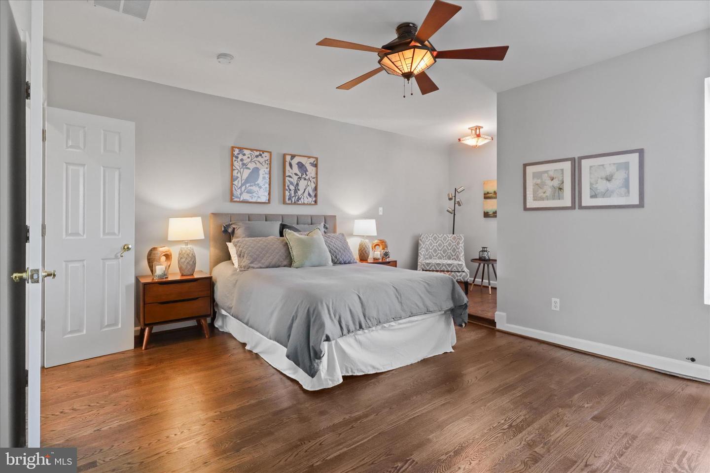 1327 HARVARD ST NW, WASHINGTON, District Of Columbia 20009, 3 Bedrooms Bedrooms, 14 Rooms Rooms,3 BathroomsBathrooms,Residential,For sale,1327 HARVARD ST NW,DCDC2229214 MLS # DCDC2229214