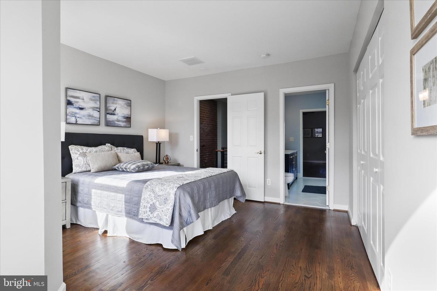 1327 HARVARD ST NW, WASHINGTON, District Of Columbia 20009, 3 Bedrooms Bedrooms, 14 Rooms Rooms,3 BathroomsBathrooms,Residential,For sale,1327 HARVARD ST NW,DCDC2229214 MLS # DCDC2229214